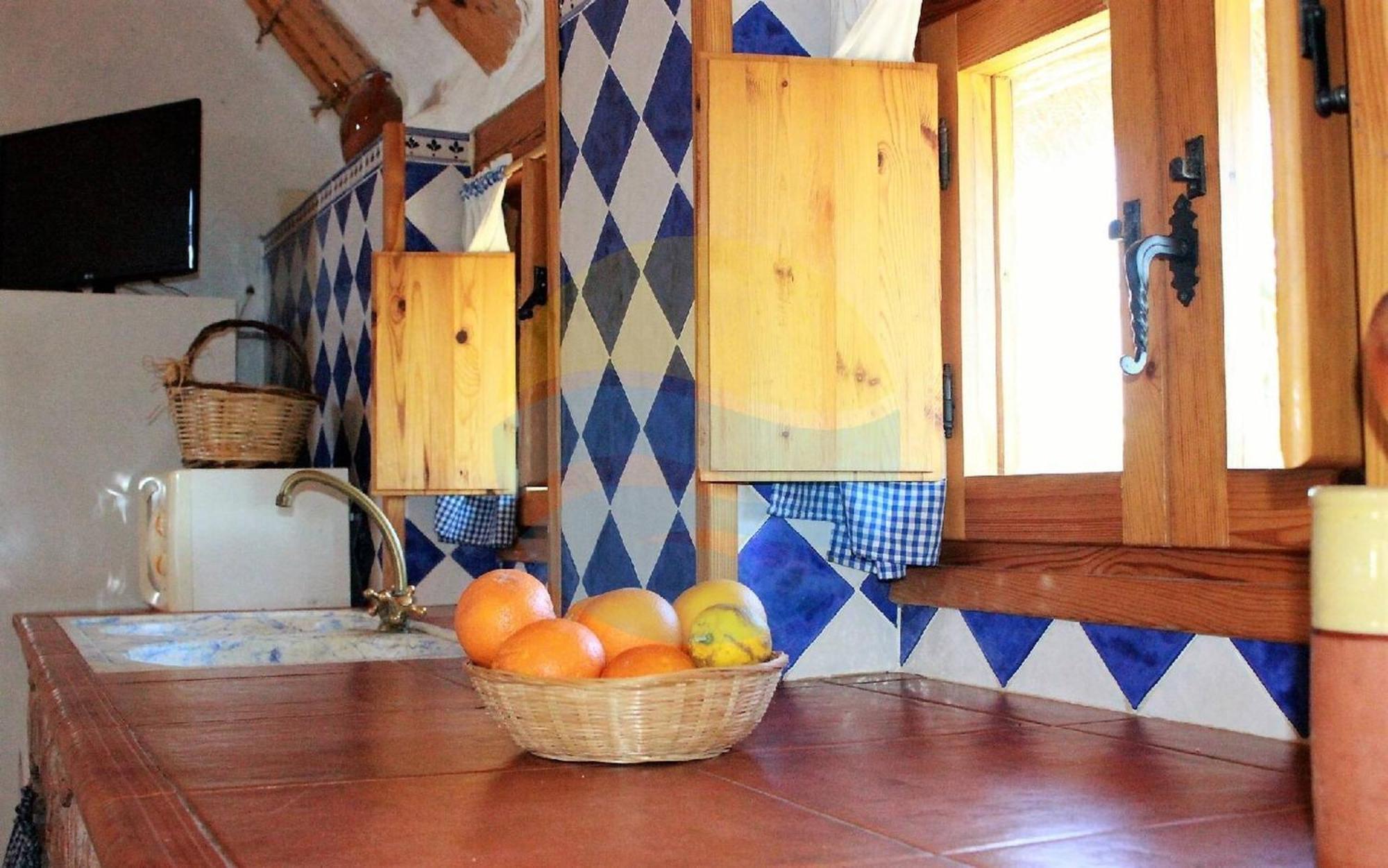 Ferienhaus Barraca Tipica Del Delta, Con Piscina, Jardin Y Barbacoa - Deltavacaciones *