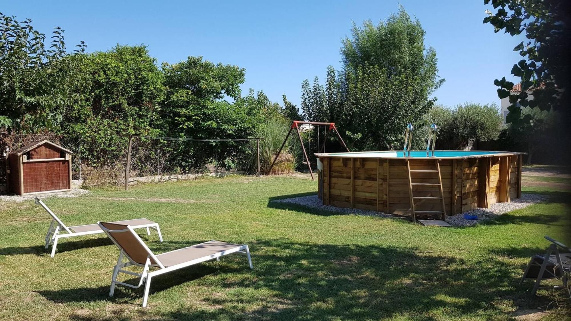 Barraca Tipica Del Delta, Con Piscina, Jardin Y Barbacoa - Deltavacaciones