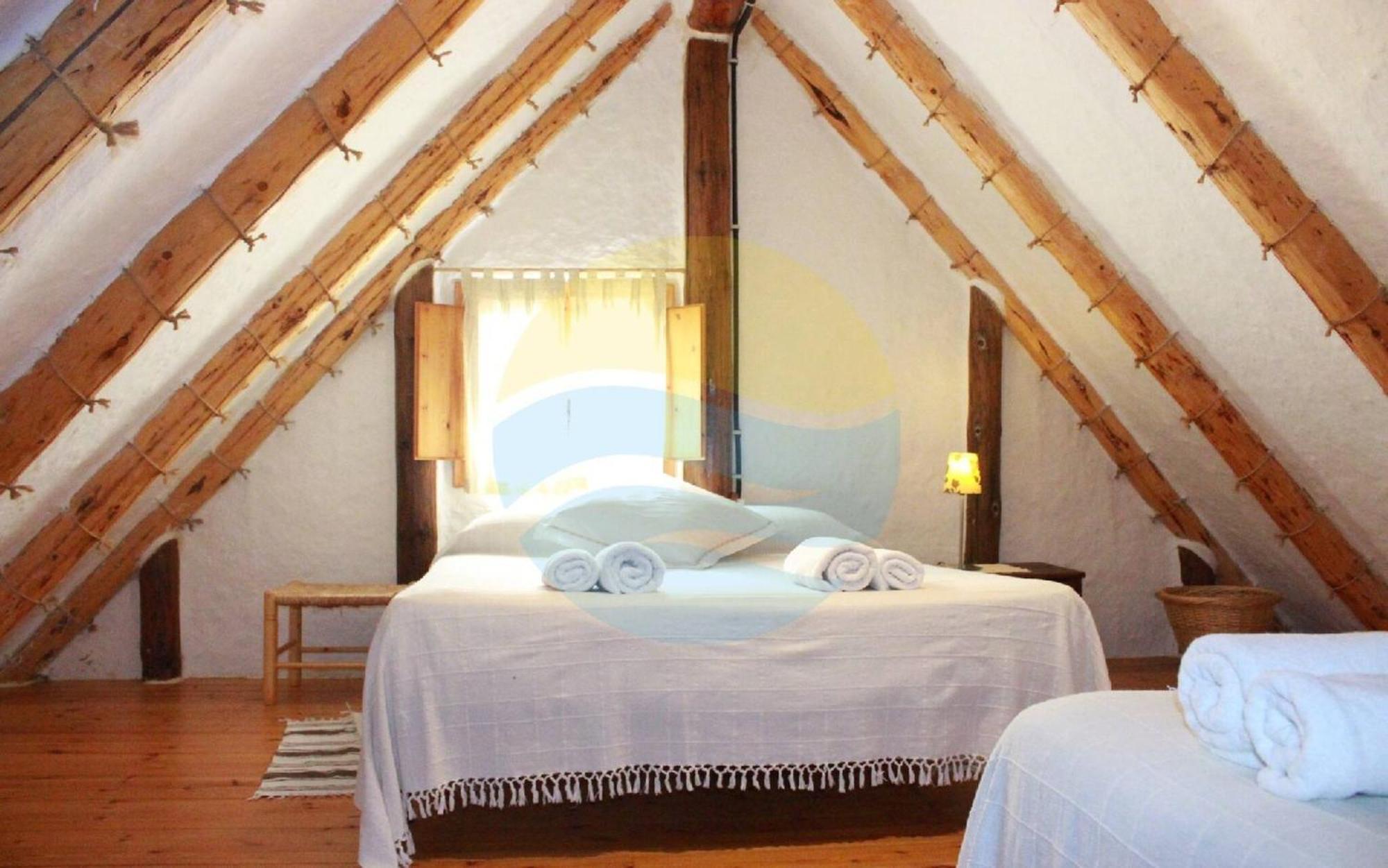 Barraca Tipica Del Delta, Con Piscina, Jardin Y Barbacoa - Deltavacaciones Hébergement de vacances *