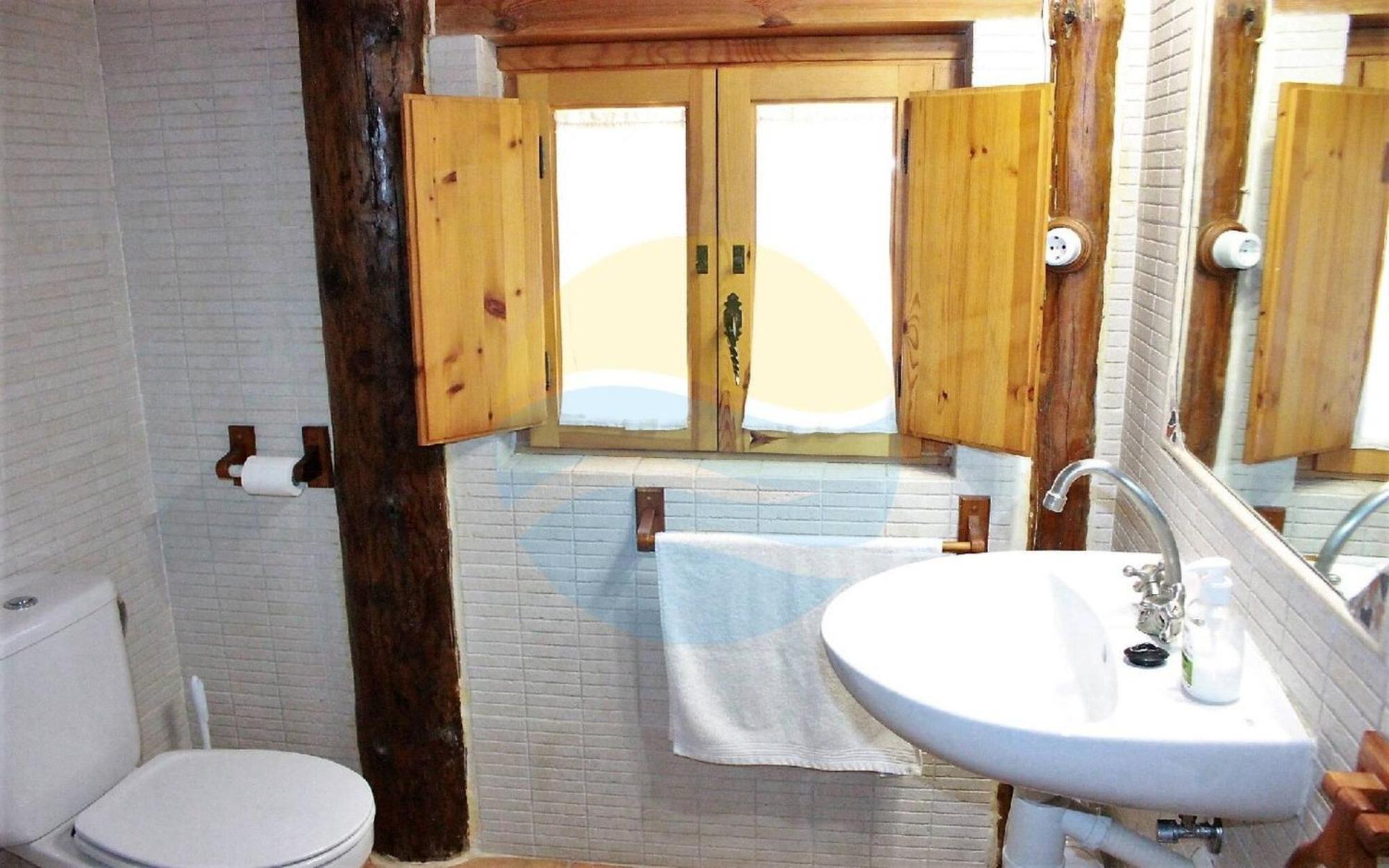 Barraca Tipica Del Delta, Con Piscina, Jardin Y Barbacoa - Deltavacaciones