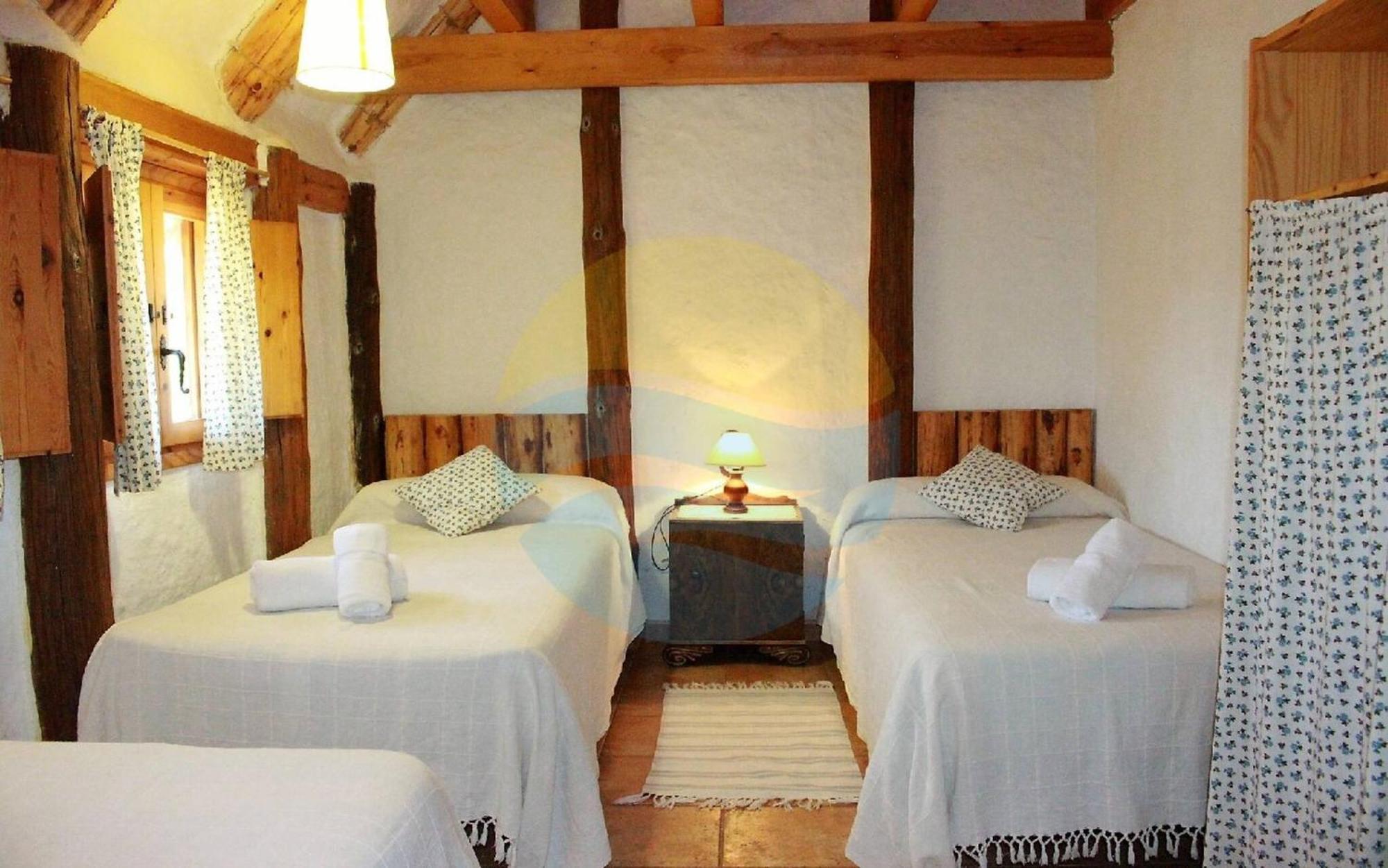Barraca Tipica Del Delta, Con Piscina, Jardin Y Barbacoa - Deltavacaciones Hébergement de vacances